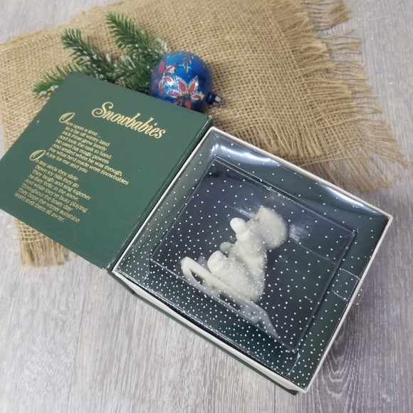 Snowbabies Sledding Figurine - Picture 7 of 7